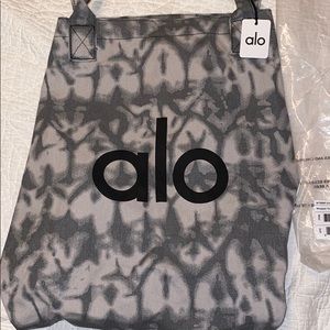 Brand new ALO yoga bag